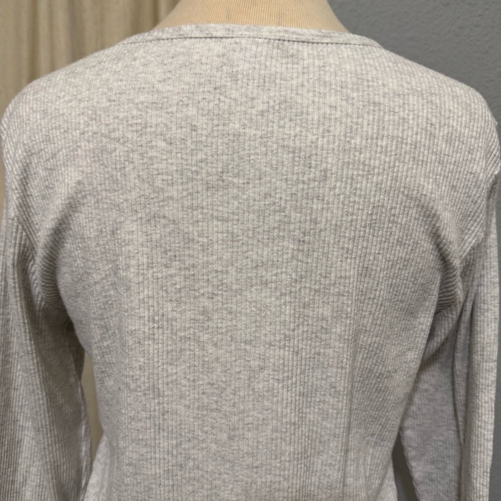 Old Navy Women Gray Long Sleeve Round Neck Cozy Top Size XL Cotton Blend‎ - Picture 8 of 13